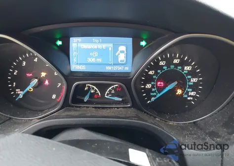 2014 Ford Focus Se z USA, uszkodzony, nr VIN 1FADP3K21EL318167